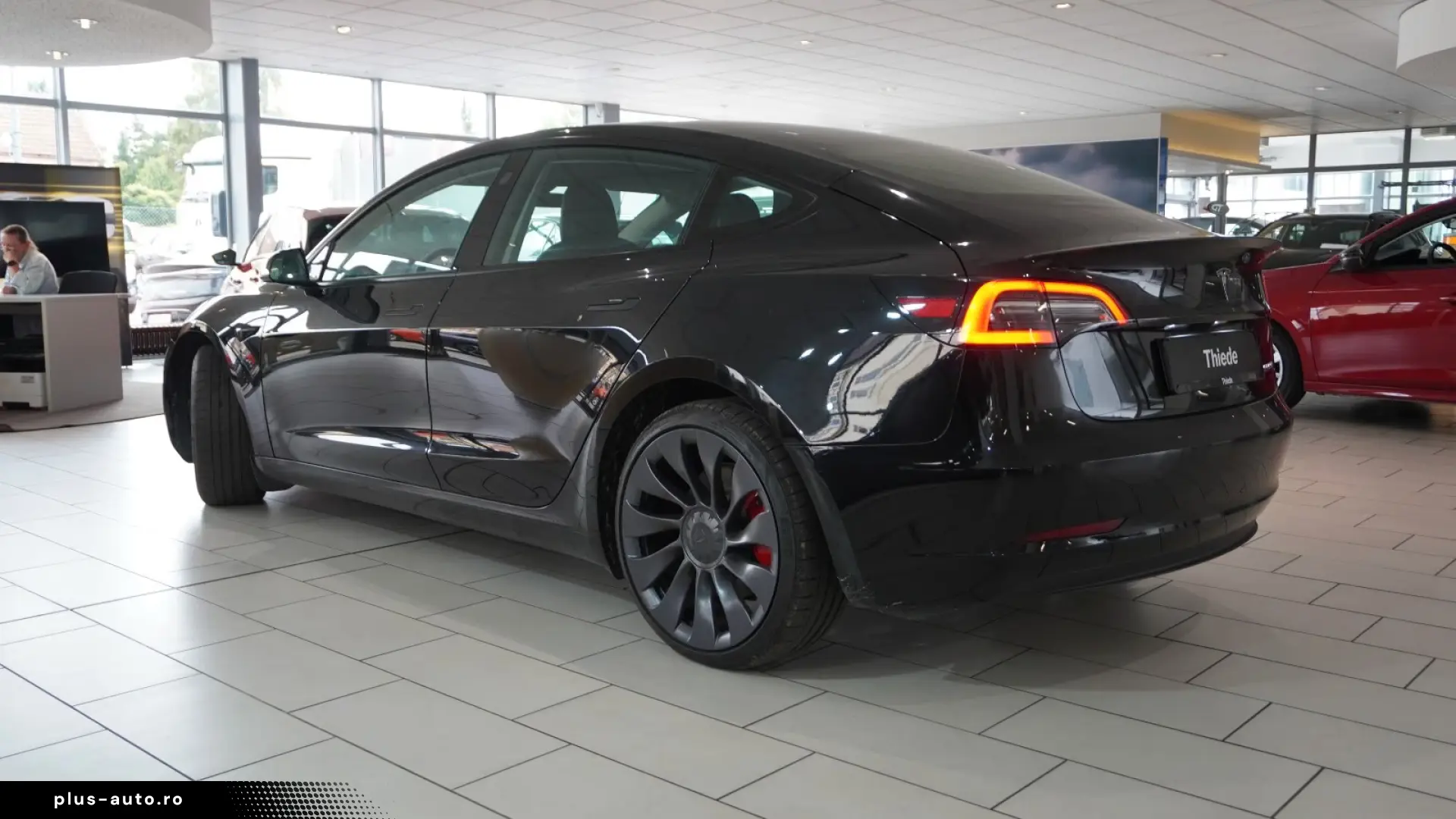 Tesla Model 3 PERFORMANCE DUAL-MOTOR