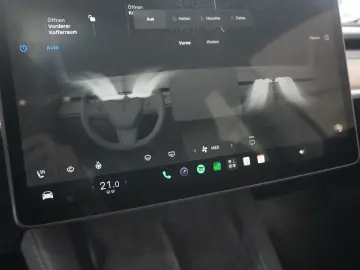 Tesla Model 3 PERFORMANCE DUAL-MOTOR