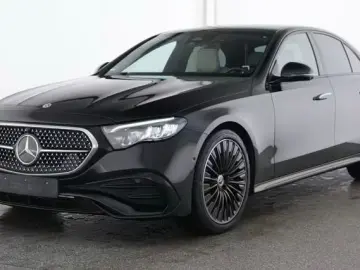 Mercedes-Benz E 220 d PANO SUPERSCREEN 4D NIGHT AMG Line