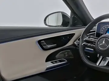 Mercedes-Benz E 220 d PANO SUPERSCREEN 4D NIGHT AMG Line
