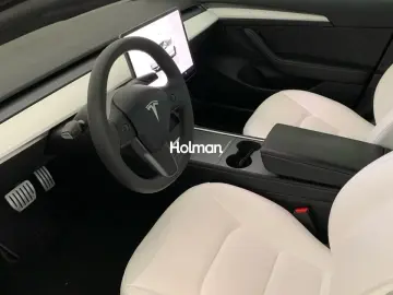 Tesla Model 3 Performance