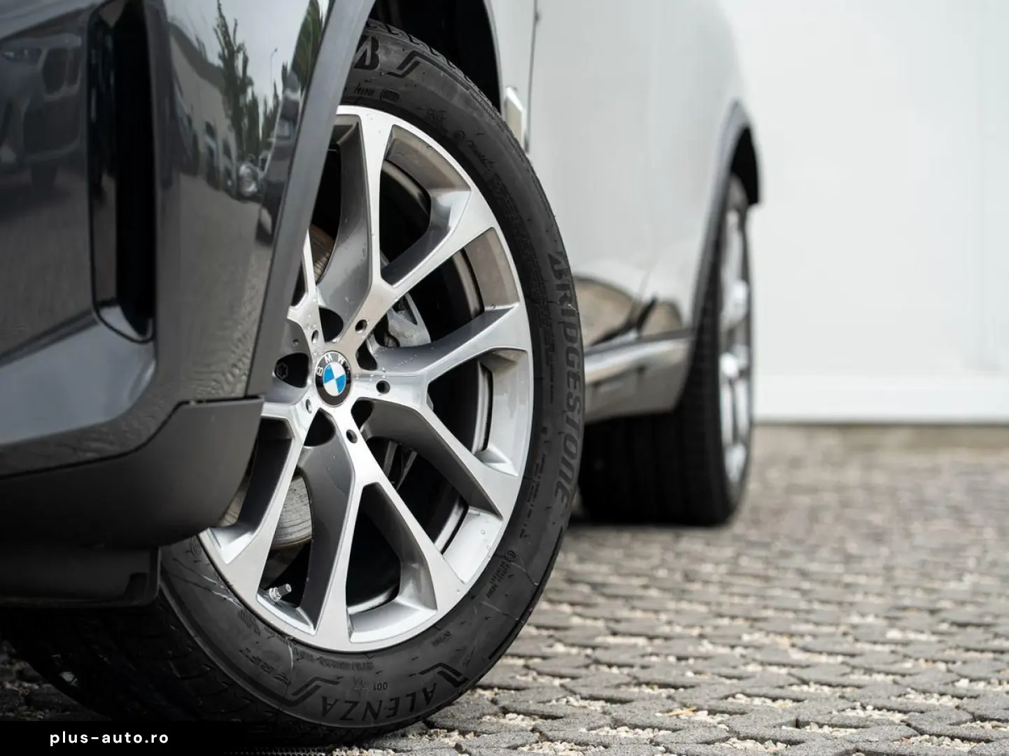 BMW X5 xDrive30d AHK PANO ACC H&K KSitz Lüft. 360