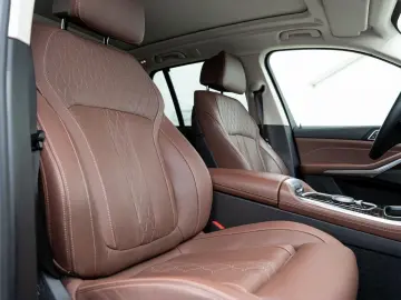 BMW X5 xDrive30d AHK PANO ACC H&K KSitz Lüft. 360