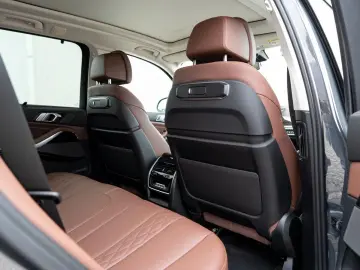 BMW X5 xDrive30d AHK PANO ACC H&K KSitz Lüft. 360