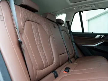 BMW X5 xDrive30d AHK PANO ACC H&K KSitz Lüft. 360