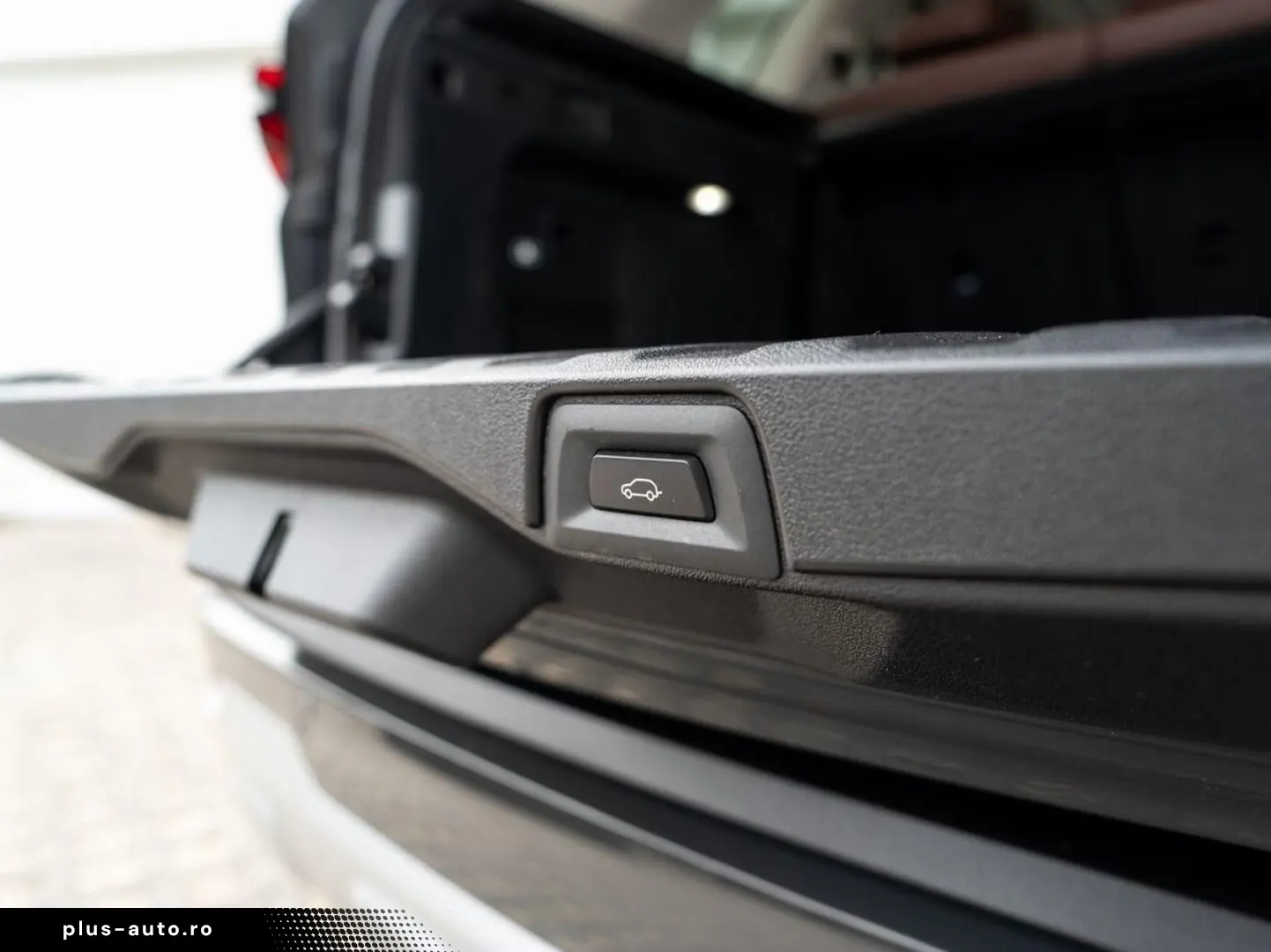 BMW X5 xDrive30d AHK PANO ACC H&K KSitz Lüft. 360