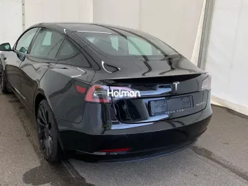 Tesla Model 3 Performance