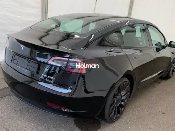 Tesla Model 3 Performance
