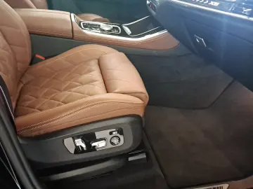 BMW X5 xDrive40d M Sport Standheizung AHK Harman K