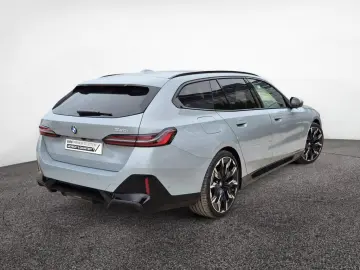 BMW 520i Touring M Sport Pro 21 ZOLL B&W CARBON PANO
