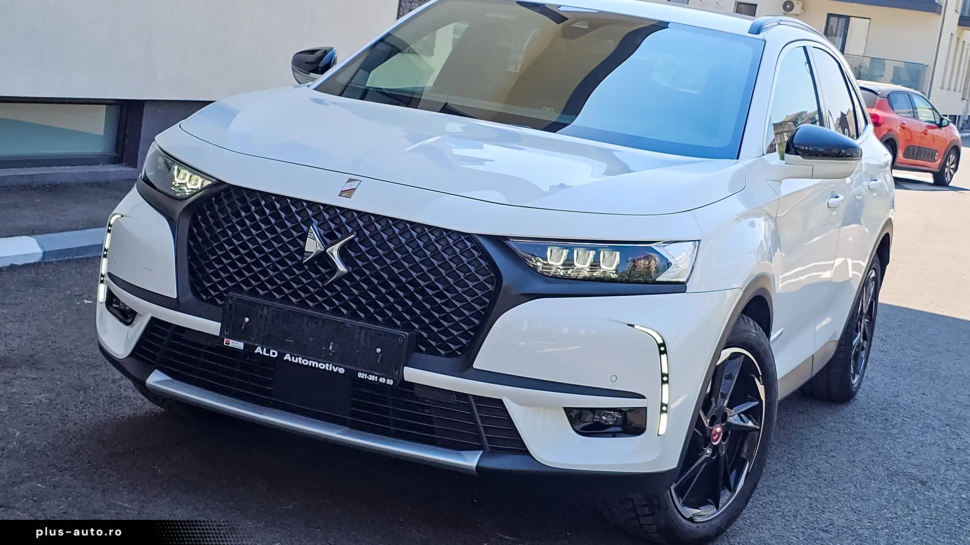DS 7 E-TENSE 4x4 PERFORMANCE    300 CP   AUTOMAT