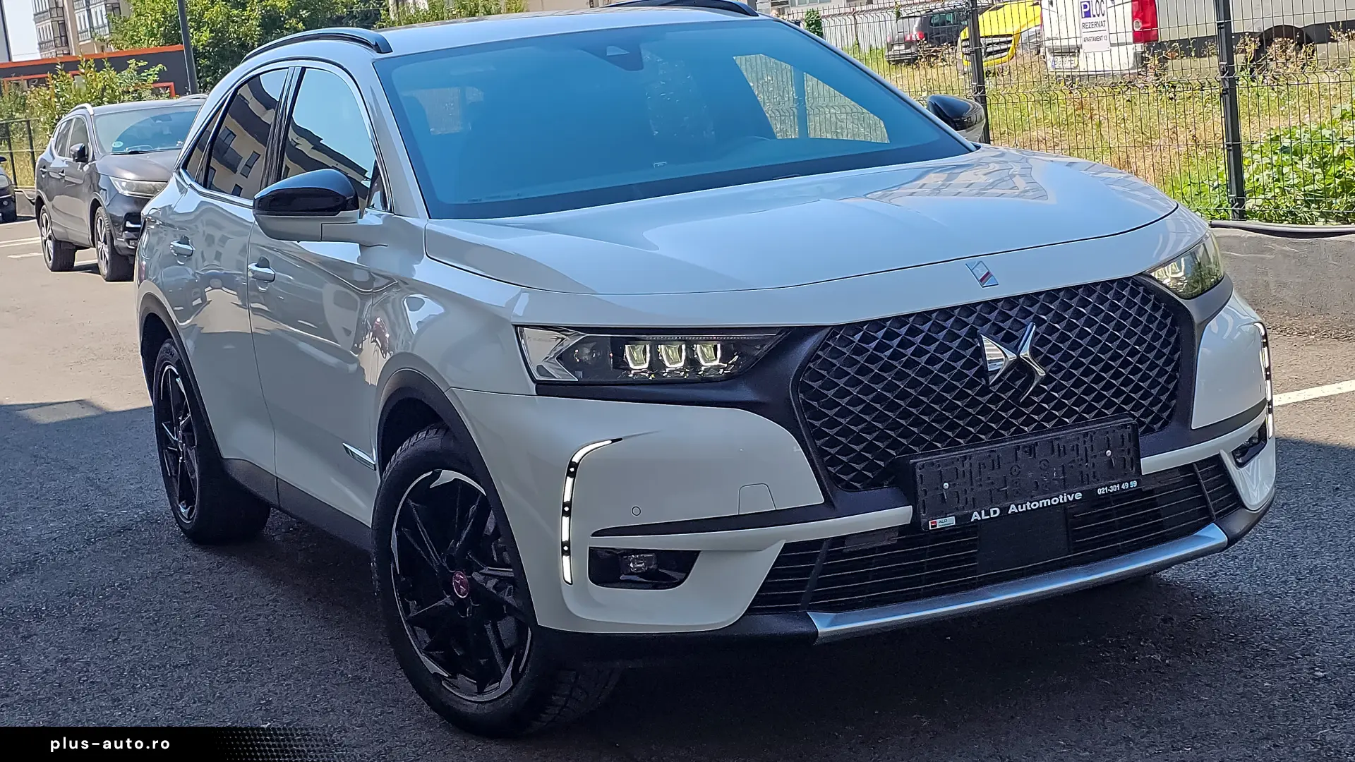 DS 7 E-TENSE 4x4 PERFORMANCE    300 CP   AUTOMAT