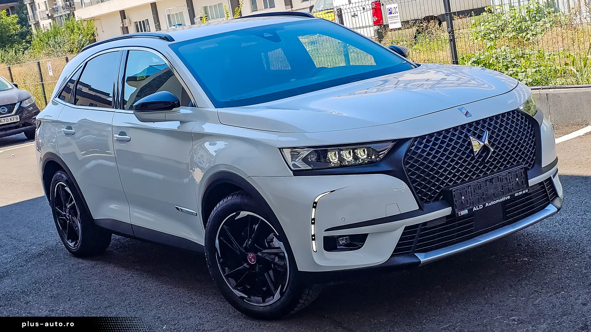 DS 7 E-TENSE 4x4 PERFORMANCE    300 CP   AUTOMAT