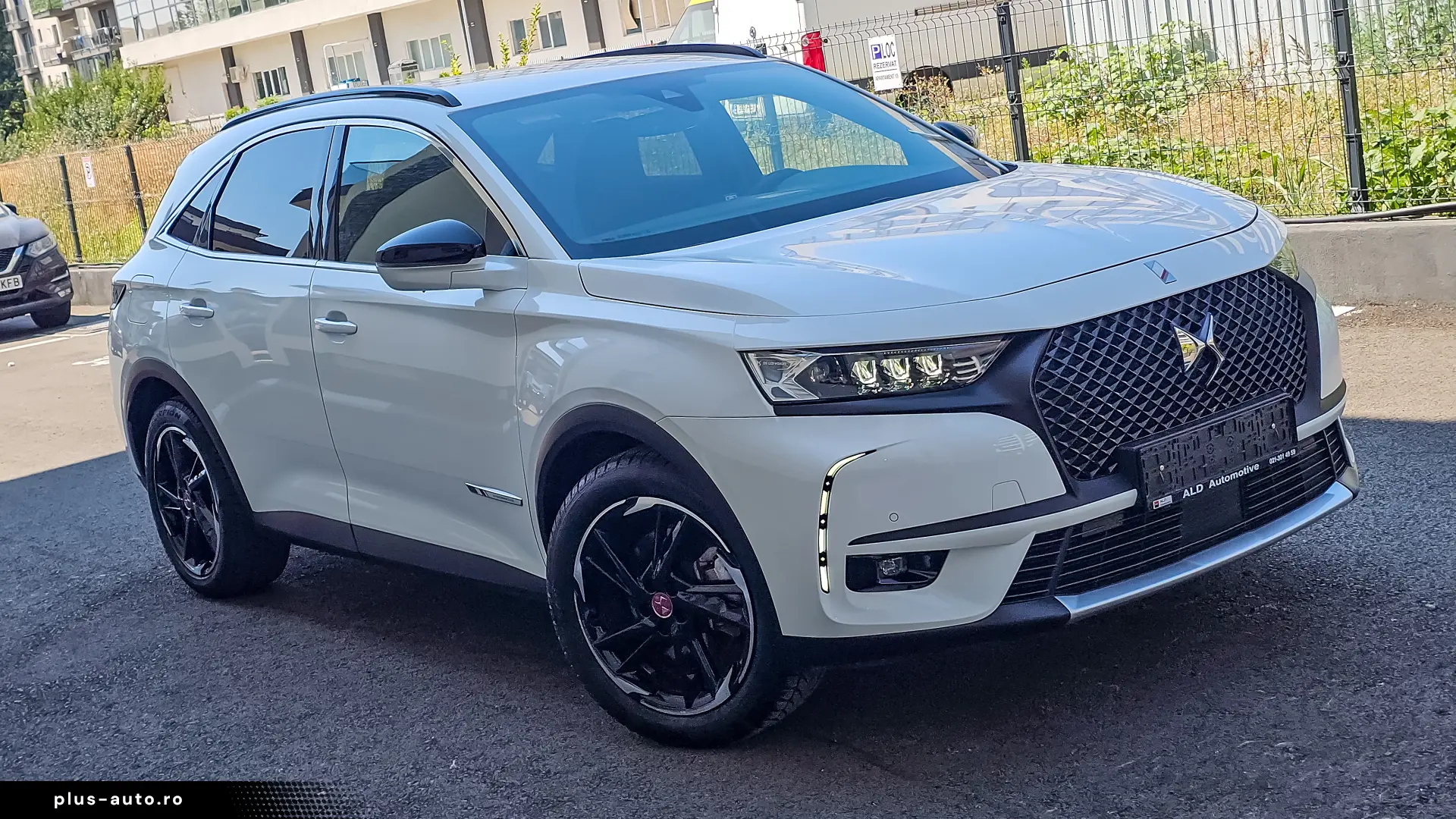 DS 7 E-TENSE 4x4 PERFORMANCE    300 CP   AUTOMAT