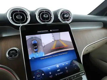 MERCEDES-BENZ GLC 200 Mild-Hybrid 4Matic
