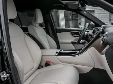 MERCEDES-BENZ GLC 200 4M AVANTAGARDE