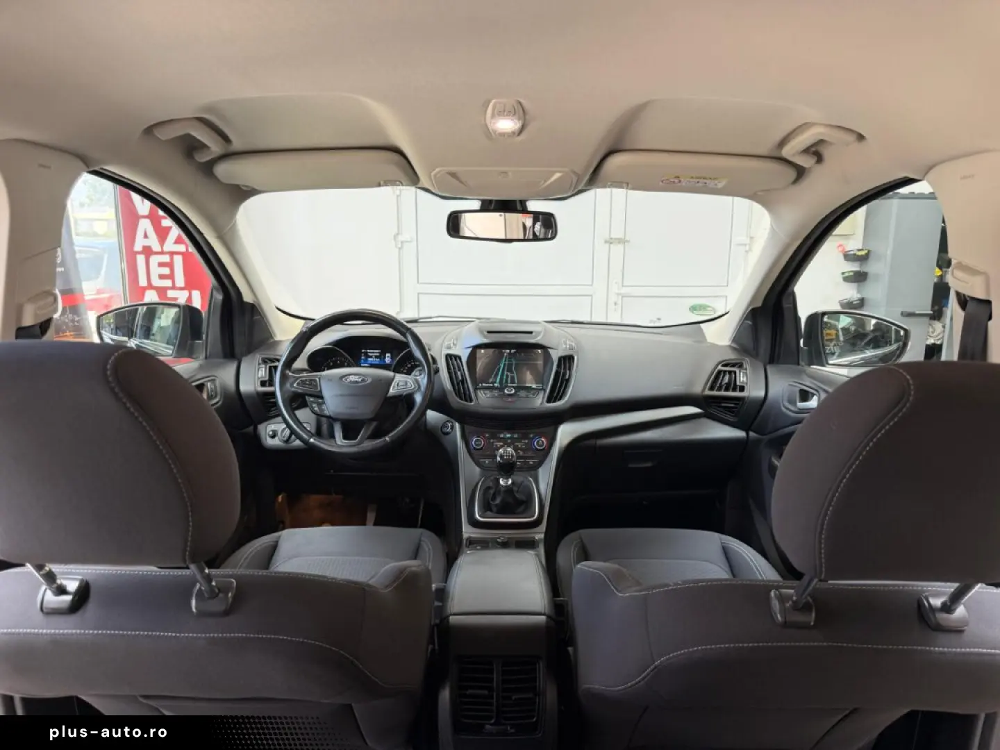 FORD KUGA TITATIUM 2018-06
