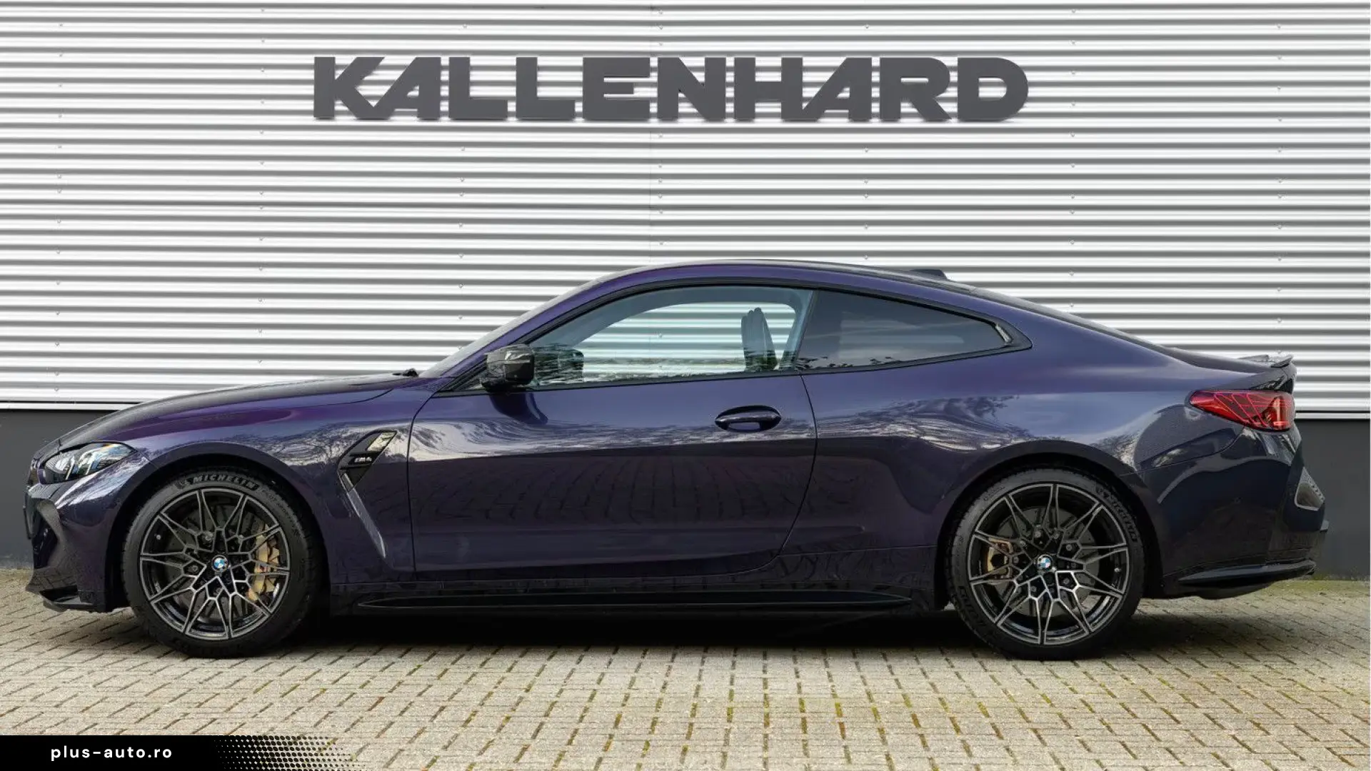 BMW M4 - Manual - Carbon Brakes