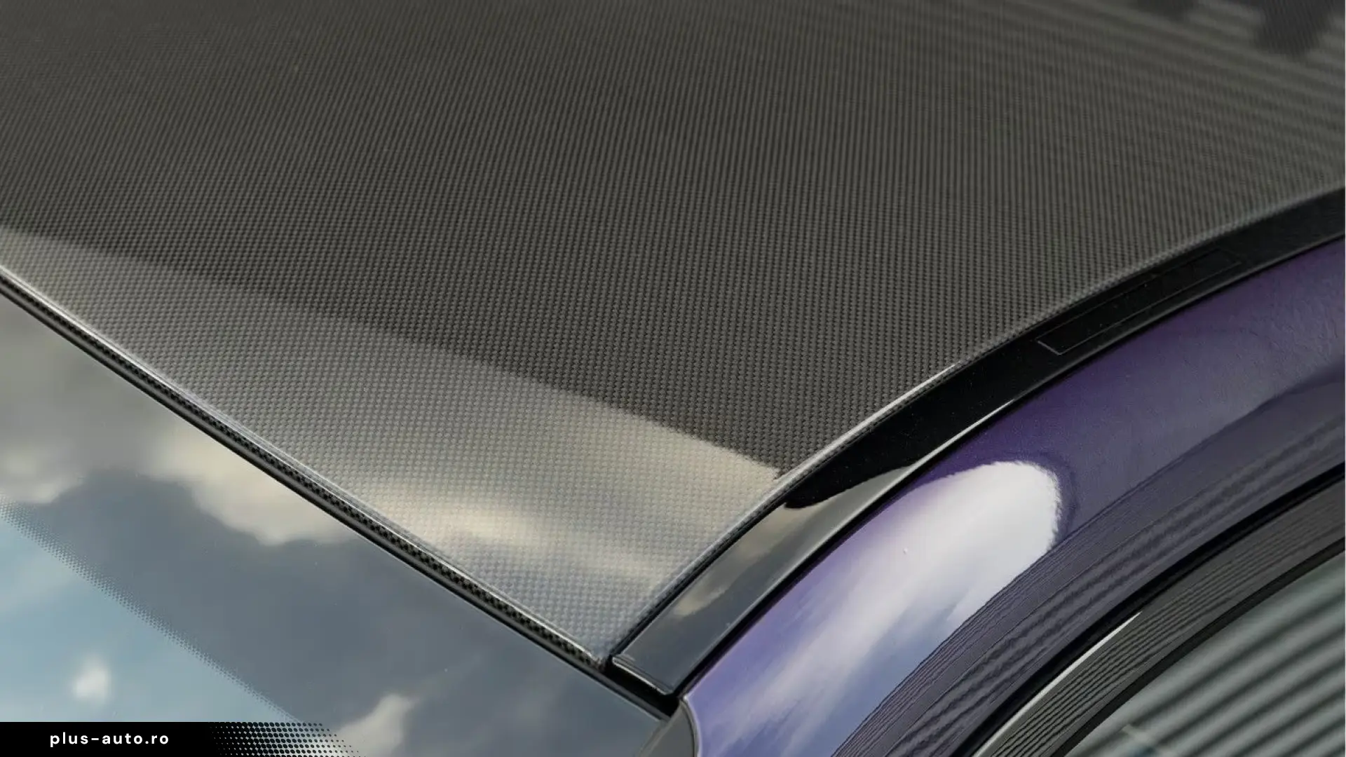 BMW M4 - Manual - Carbon Brakes
