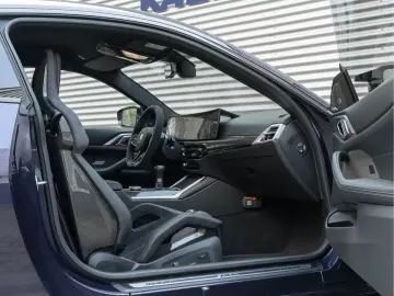 BMW M4 - Manual - Carbon Brakes