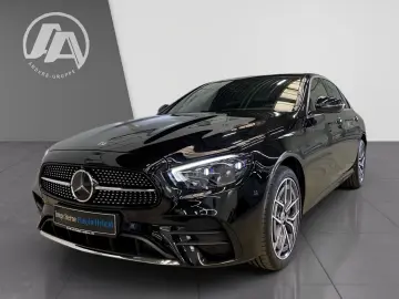 MERCEDES-BENZ E 300 e 4M AMG Distr. Kam AHK Pano LED Memory