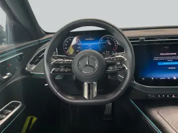 MERCEDES-BENZ E 300 e AMG Advanced  DigiLight 360  M…