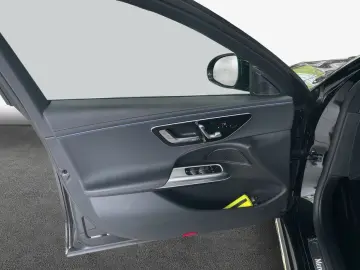 MERCEDES-BENZ E 300 e AMG Advanced  DigiLight 360  M…