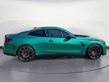 BMW M4 Competition Innovationsp.Carbon Seats