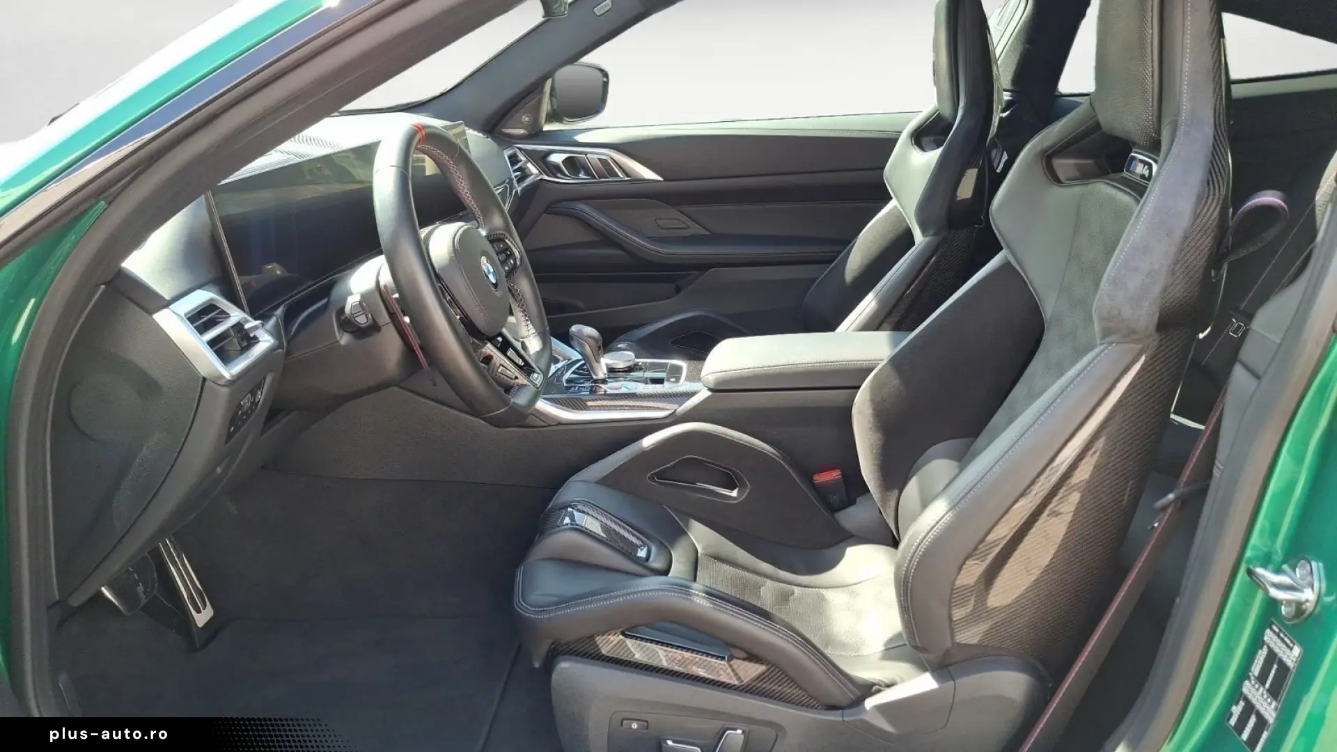 BMW M4 Competition Innovationsp.Carbon Seats