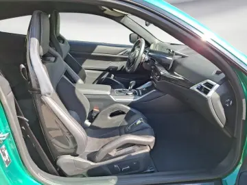 BMW M4 Competition Innovationsp.Carbon Seats