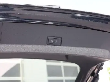 AUDI RSQ8 B&O Pano Laser ACC