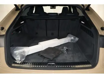 AUDI RSQ8 4.0 TFSI Quattro B&O Matrix