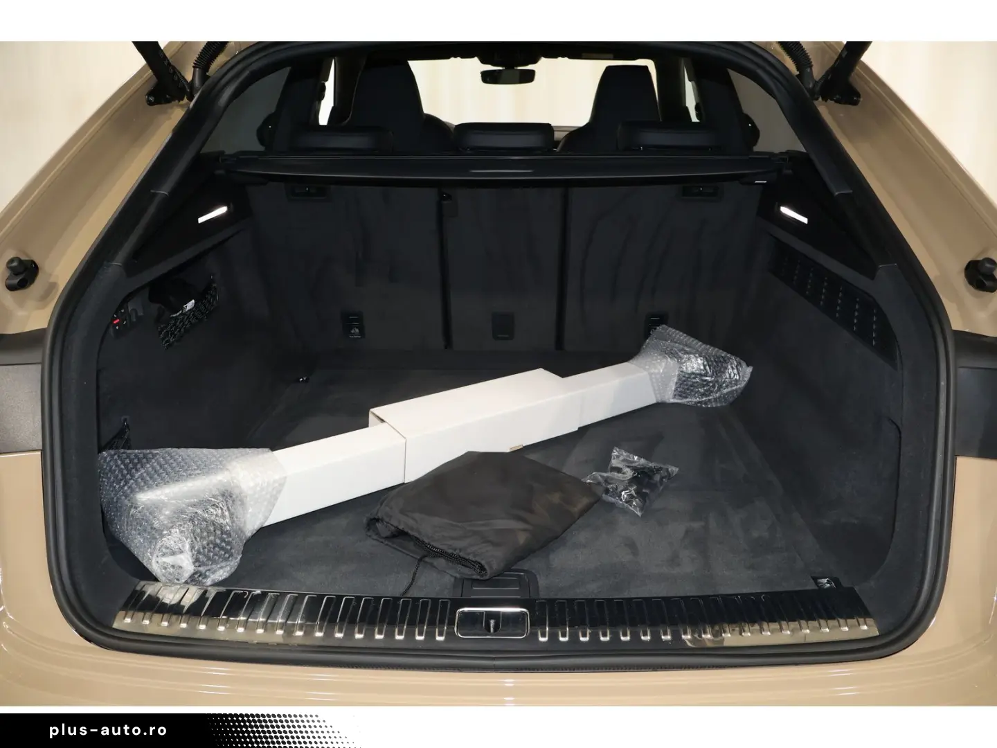 AUDI RSQ8 4.0 TFSI Quattro B&O Matrix