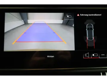AUDI RSQ8 4.0 TFSI Quattro B&O Matrix