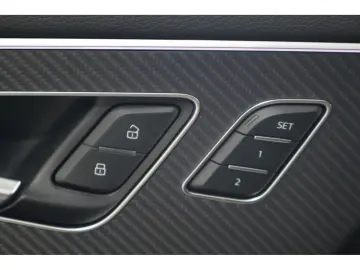 AUDI RSQ8 4.0 TFSI Quattro B&O Matrix