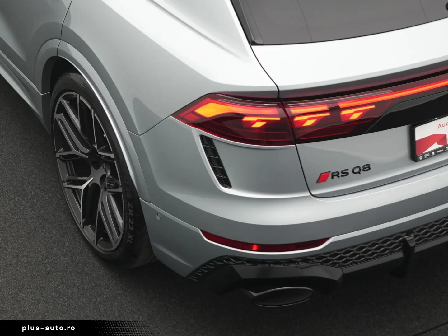 AUDI RSQ8 Dynamic B&O ACC HuD AHK