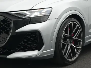 AUDI RSQ8 Dynamic B&O ACC HuD AHK