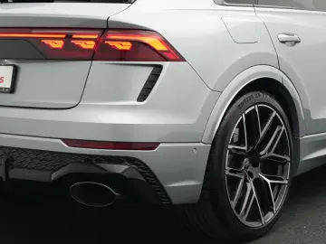 AUDI RSQ8 Dynamic B&O ACC HuD AHK