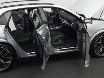 AUDI RSQ8 Dynamic B&O ACC HuD AHK