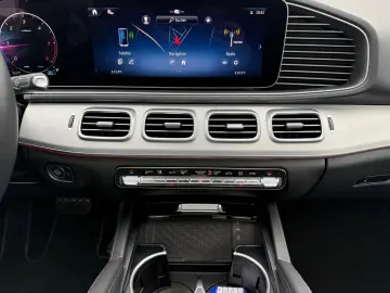 MERCEDES-BENZ GLE 450 d AMG AHK Pano Burm MBeam 360 Keyless