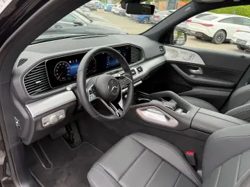 MERCEDES-BENZ GLE 450 d AMG AHK Pano Burm MBeam 360 Keyless