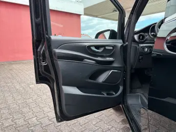 MERCEDES-BENZ V 300 d Avantgarde Extralang Sportpake…