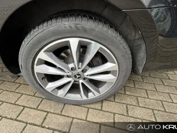 MERCEDES-BENZ V 300 d AVANTGARDE Extralang Airmatic LED 360