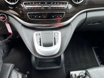 MERCEDES-BENZ V 300 d AVANTGARDE Extralang Airmatic LED 360