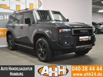 TOYOTA Land Cruiser 2.8 D-4D AWD EXECUTIVE LED 360 AHK!