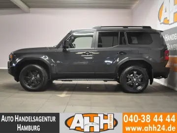 TOYOTA Land Cruiser 2.8 D-4D AWD EXECUTIVE LED 360 AHK!