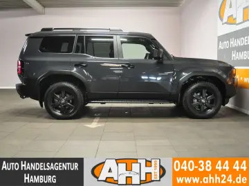 TOYOTA Land Cruiser 2.8 D-4D AWD EXECUTIVE LED 360 AHK!