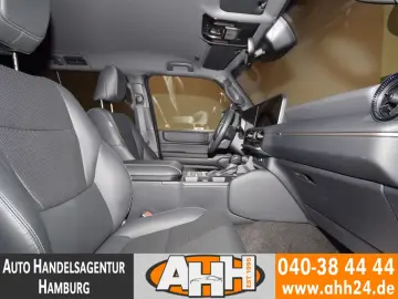 TOYOTA Land Cruiser 2.8 D-4D AWD EXECUTIVE LED 360 AHK!