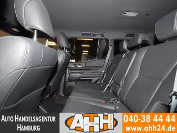 TOYOTA Land Cruiser 2.8 D-4D AWD EXECUTIVE LED 360 AHK!