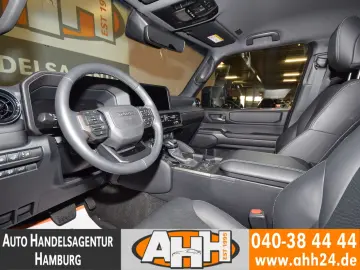 TOYOTA Land Cruiser 2.8 D-4D AWD EXECUTIVE LED 360 AHK!
